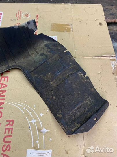 Подкрылок передний левый Daewoo Leganza седан 2.0