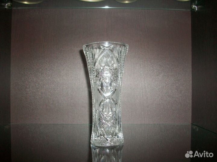 Ваза хрустальная