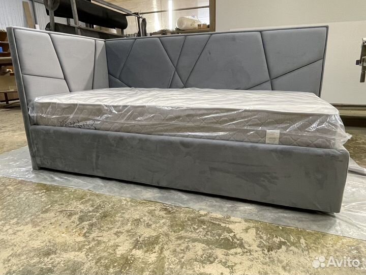 Кровать детская