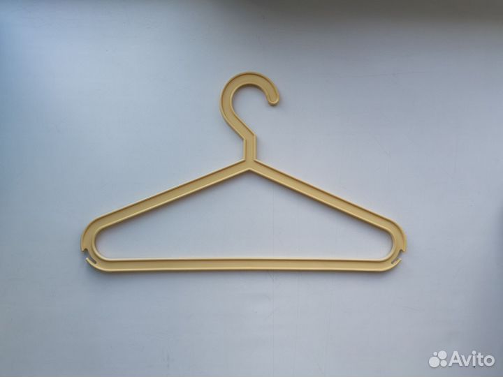 Чехол для одежды, плечики (вешалки)