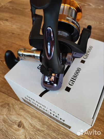 Карповая катушка 9000