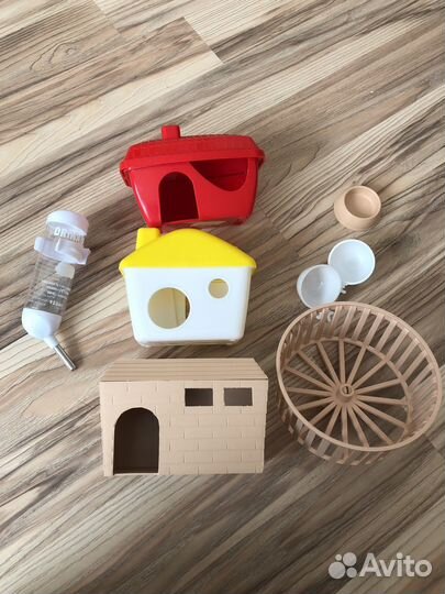 Домик колесо кормушка поилка