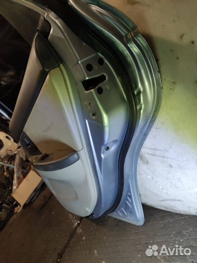 Задняя правая дверь Kia Cerato 1 седан