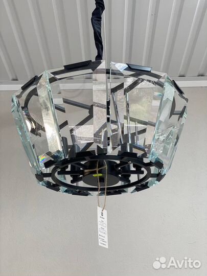 Люстра потолочная новая