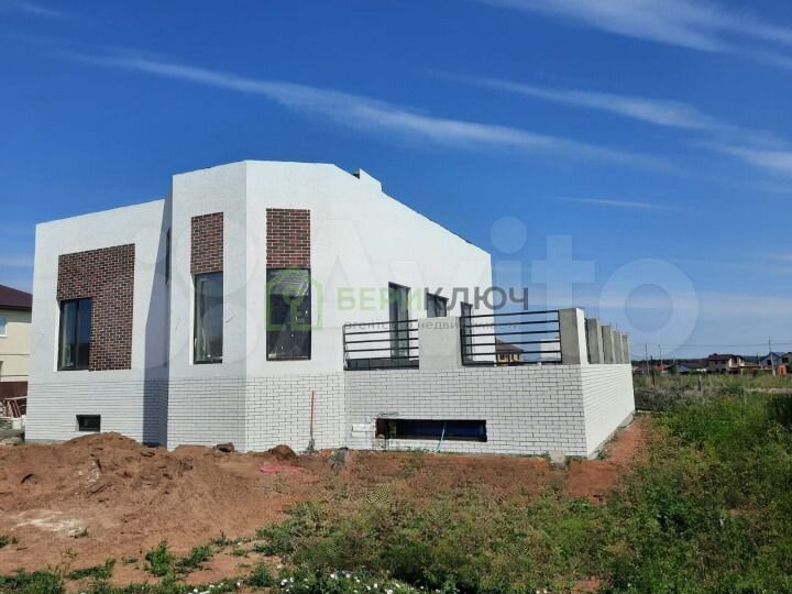 Дом 350 м² на участке 11 сот.