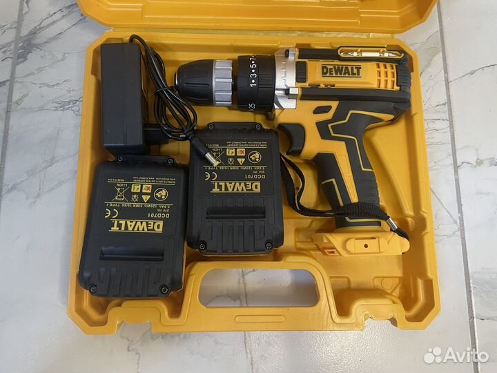 Шуруповерт DeWalt DCD 701