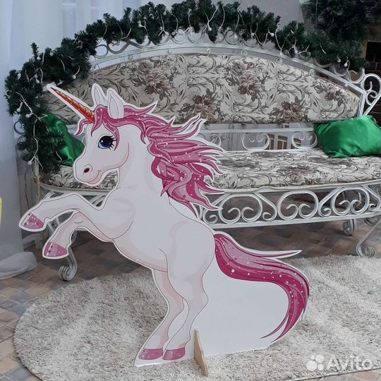 Фигура единорожка