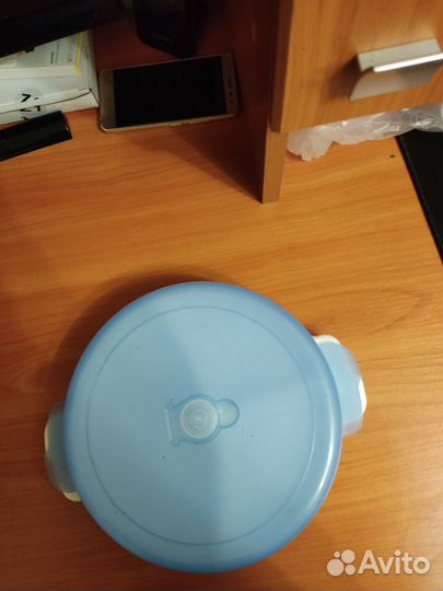 Менажница с крышкой пластиковая