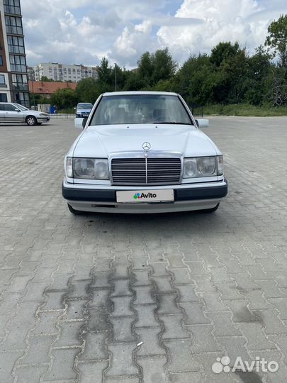 Mercedes-Benz W124 2.3 МТ, 1990, 300 000 км