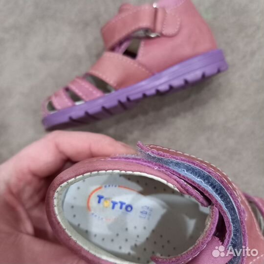 Сандалии 21 Totto для девочки натур кожа