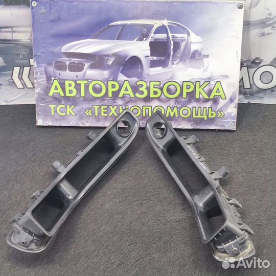 Ручка обшивки двери Audi 80 B3