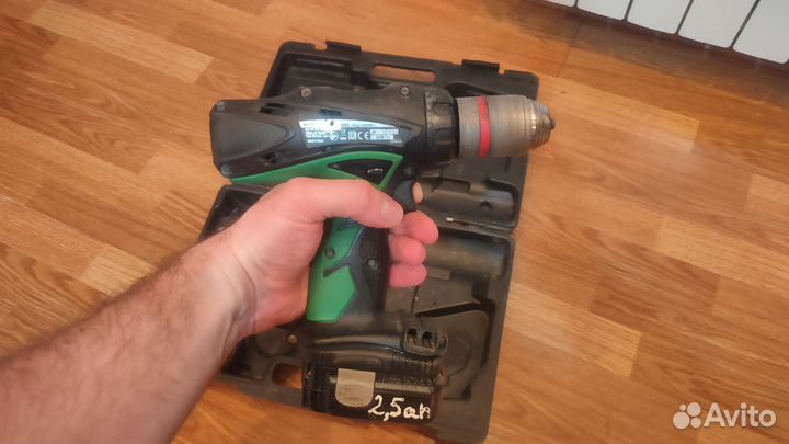 Аккумуляторная дрель шуруповерт Hitachi ds14dsl