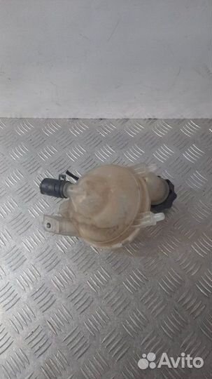 Бачок расширительный Peugeot 308 хэтчбэк 5 дв. 1.6