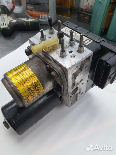 Lexus rx400h блок abs