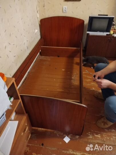 Продам кровать б/у