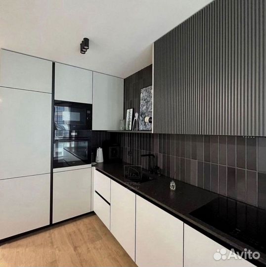 Встроенный кухонный гарнитур