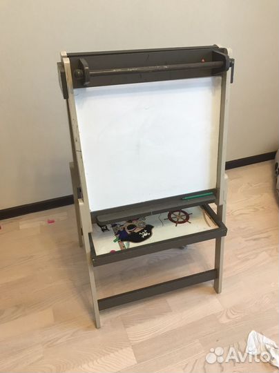 Детский мольберт