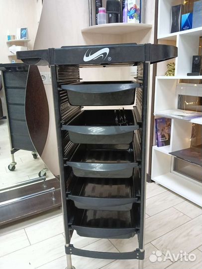 Тележка парикмахерская