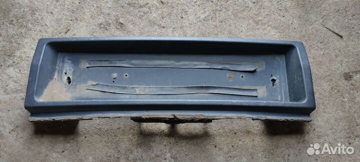 Накладка багажника Audi 80 B3