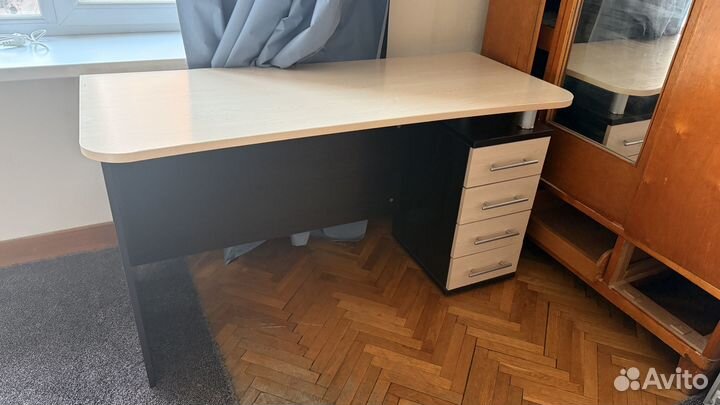 Письменный стол бу