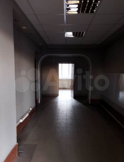 Помещение свободного назначения, 1889.7 м²