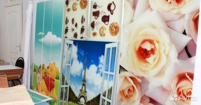 Фотопечать на стеклянной перегородке