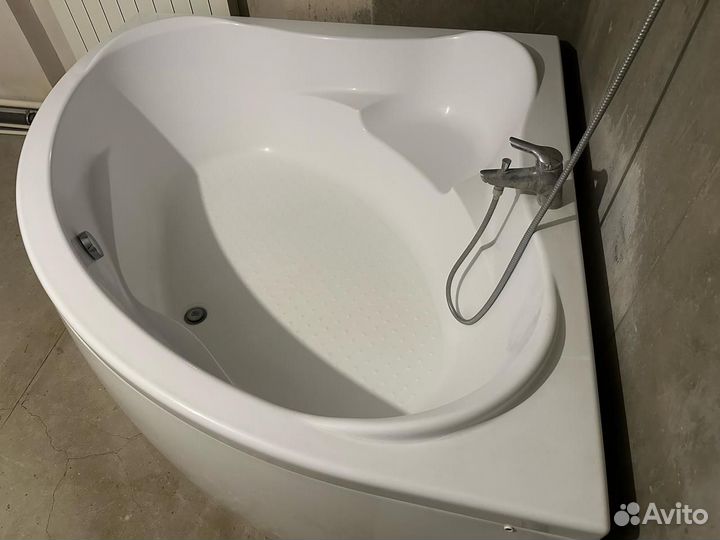 Ванна акриловая бу
