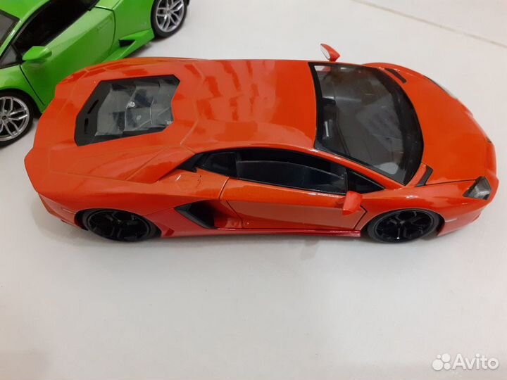 Lamborghini Aventador Welly 1/24