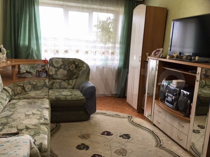 3-к. квартира, 58 м², 1/4 эт.