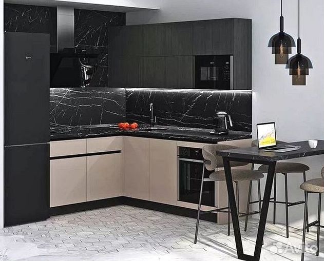 Кухня под потолок на заказ