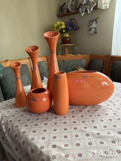 Вазы декоративные