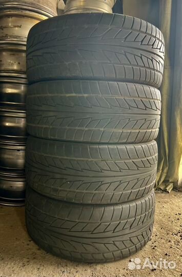 Nitto NT555 245/40 R20