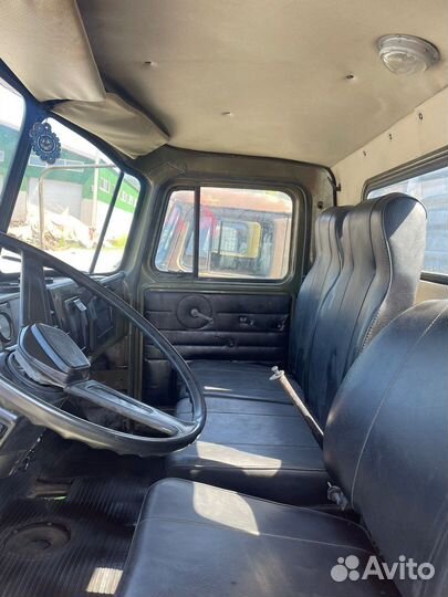 Кабина Урал