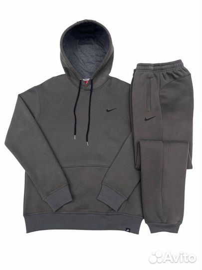 Мужской спортивный костюм Nike 46 размер