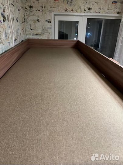 Двухярусная кровать с диваном