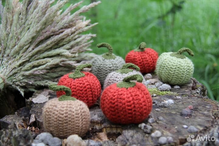 Тыква декоративная вязаная