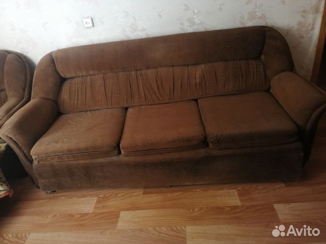 Диван