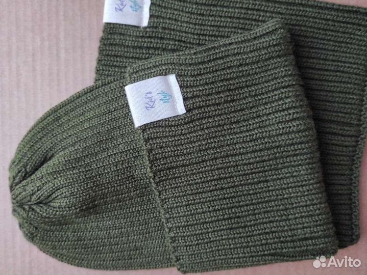 Комплект шапка и шарф-снуд