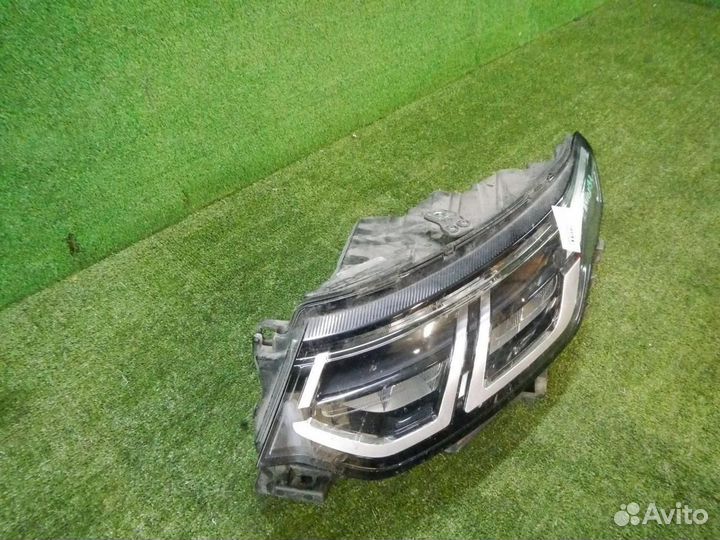 Фара левая Land Rover Discovery Sport