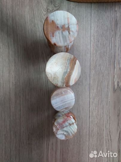 Рюмки и фужеры из оникса