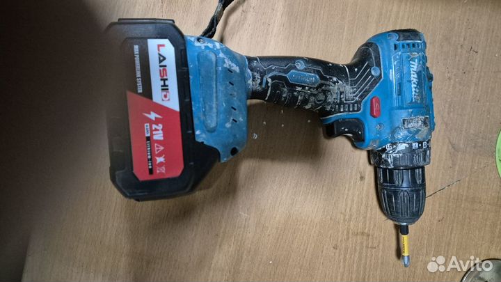 Шуруповёрт makita