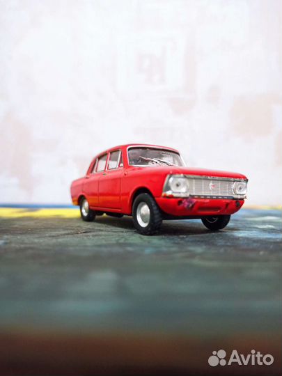 Коллекционная модель автомобиля