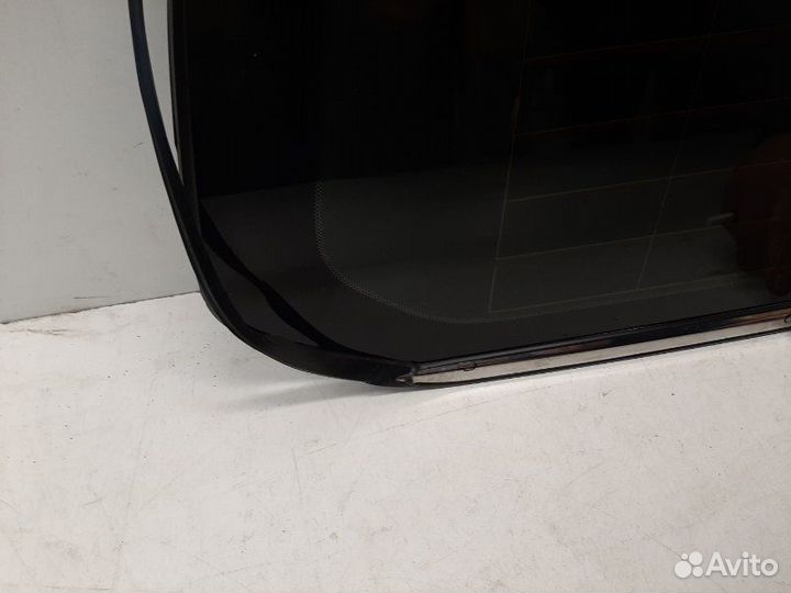 Стекло в крыло заднее правое Toyota Land Cruiser