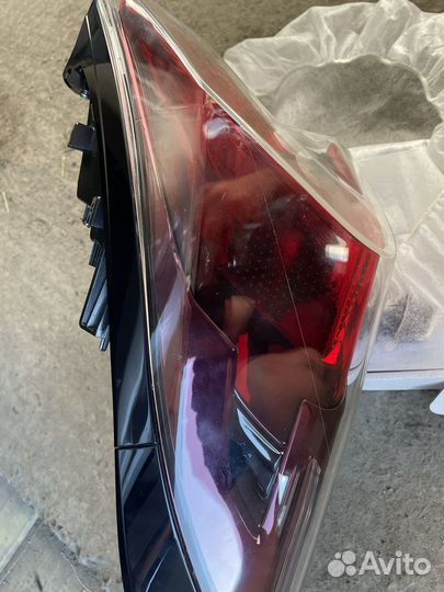 Стоп-сигнал правый Toyota ch-r