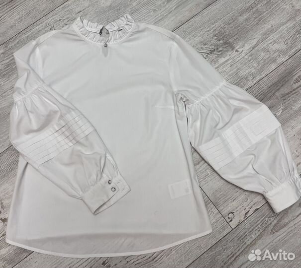 Блузки школьные р. 158 (3 штуки)