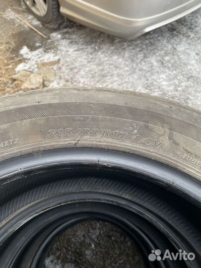 Bridgestone 613V 215/55 R17