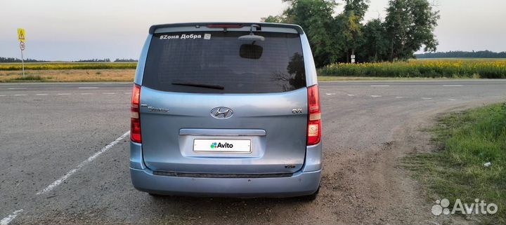 Hyundai Grand Starex 2.5 AT, 2010, битый, 226 120 км