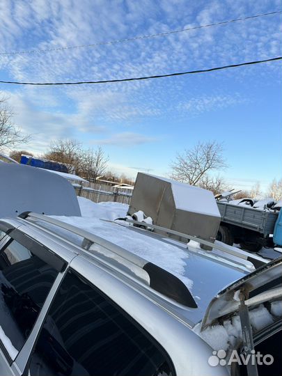 Рейлинги на крышу Парой LADA Priora Универсал