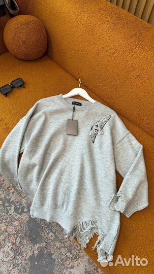 Свитер Balenciaga