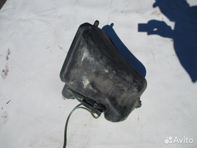 Бачок омывателя MAN 81264810085